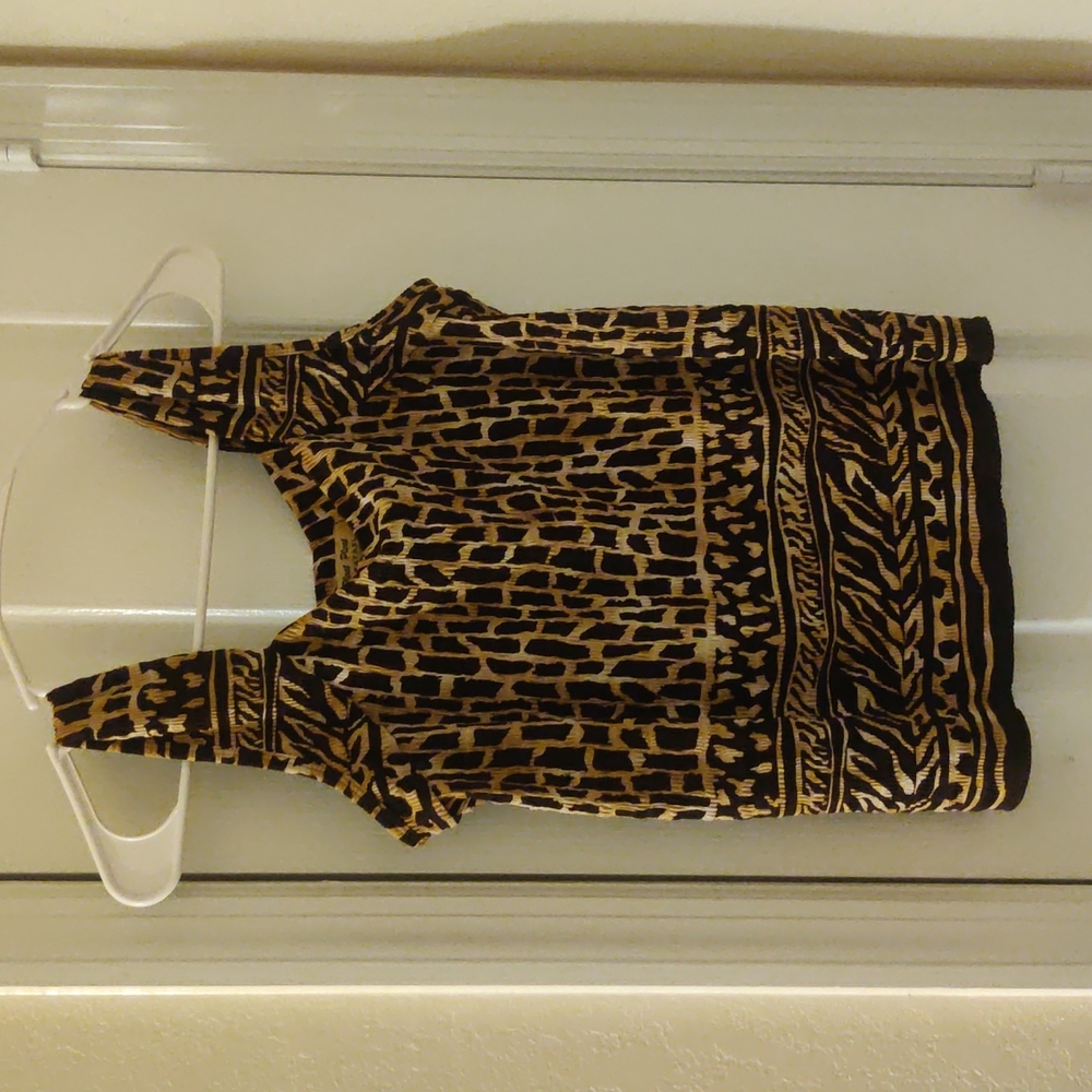 Woman's medium shirt "Pleat Pleat by Rafael" animal print blouse